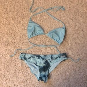 victoria’s secret blue- tie dye bikini set size small